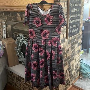 Lula roe Amelia dress